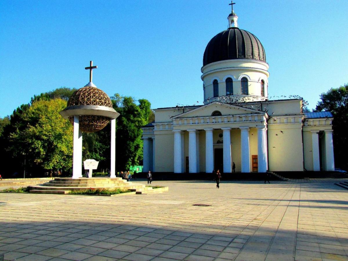Central Park Accommodation Chisinau Luaran gambar